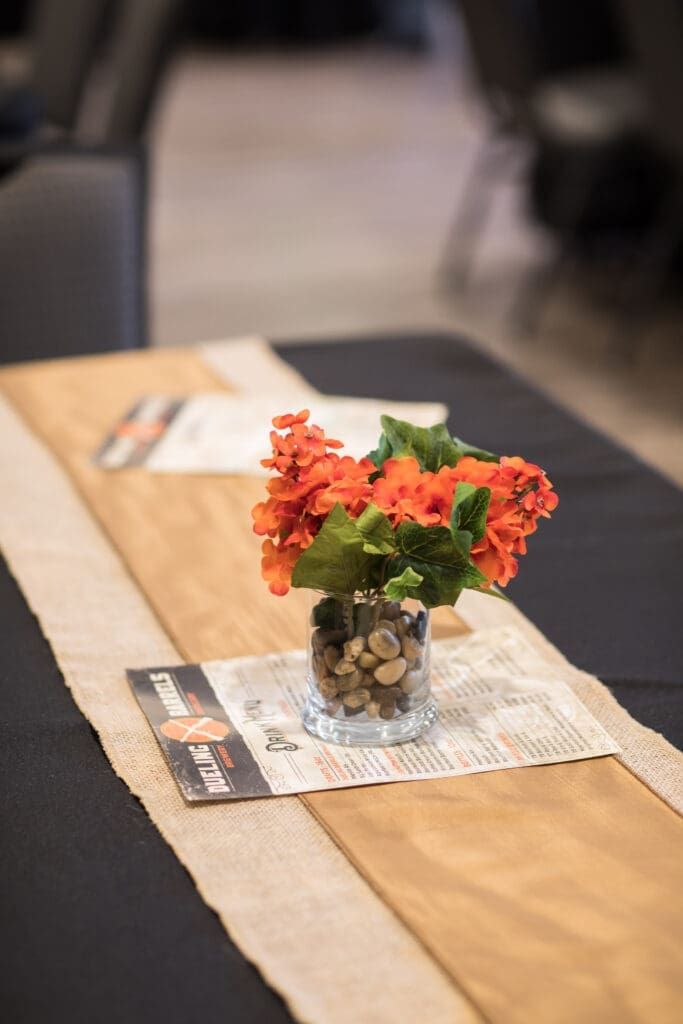 table decoration photo with orange flowers