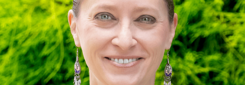 headshot of professor Beth Topping