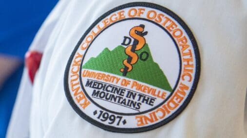KYCOM White Coat Patch